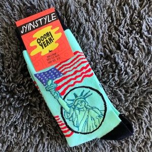 🧦 4 for $20 - Statue of Liberty Socks